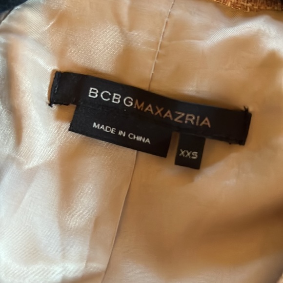 BCBG Maxazria XXS cropped blazer with fringed details and pockets - Picture 6 of 7